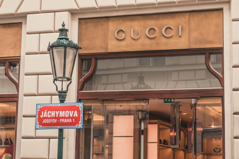 Gucci to merge its men’s and women’s collections