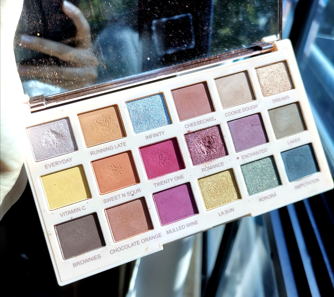 Makeup Revolution SOPHx Extra Spice Eyeshadow Palette