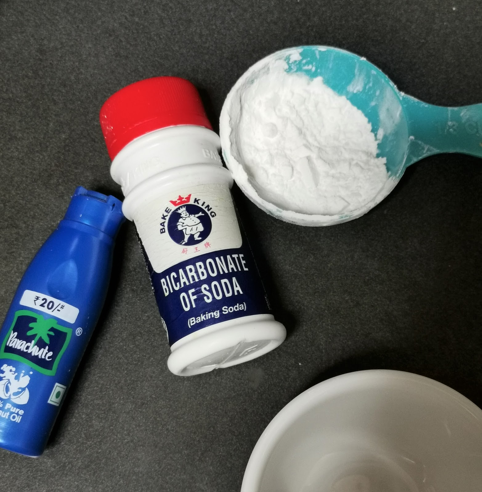 Ingredients for DIY natural deodorant