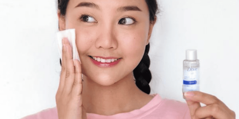 Top 5 Best Makeup Removers Recommended By Our Community