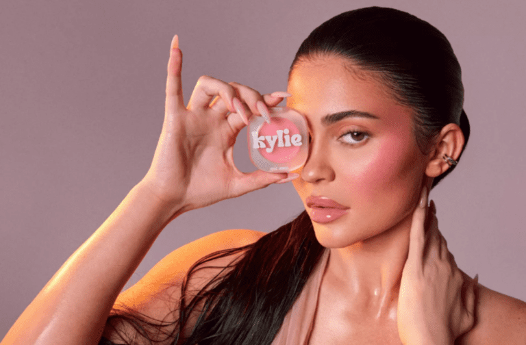 Kylie Jenner makeup hacks tried by our editor – Here is what she thinks!